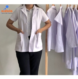 Áo điều dưỡng Nữ tay ngắn Nidala chất liệu Kate silk, đường may đẹp, tỉ mỉ