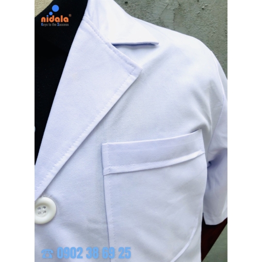Áo điều dưỡng nam Nidala ngắn tay, blouse ngắn nhà thuốc, phòng khám, chất liệu Kate đường may đẹp, tỉ mỉ